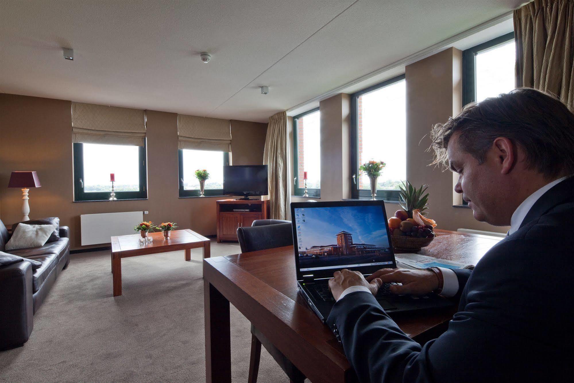 Hotel Van Der Valk Wolvega-Heerenveen Ngoại thất bức ảnh