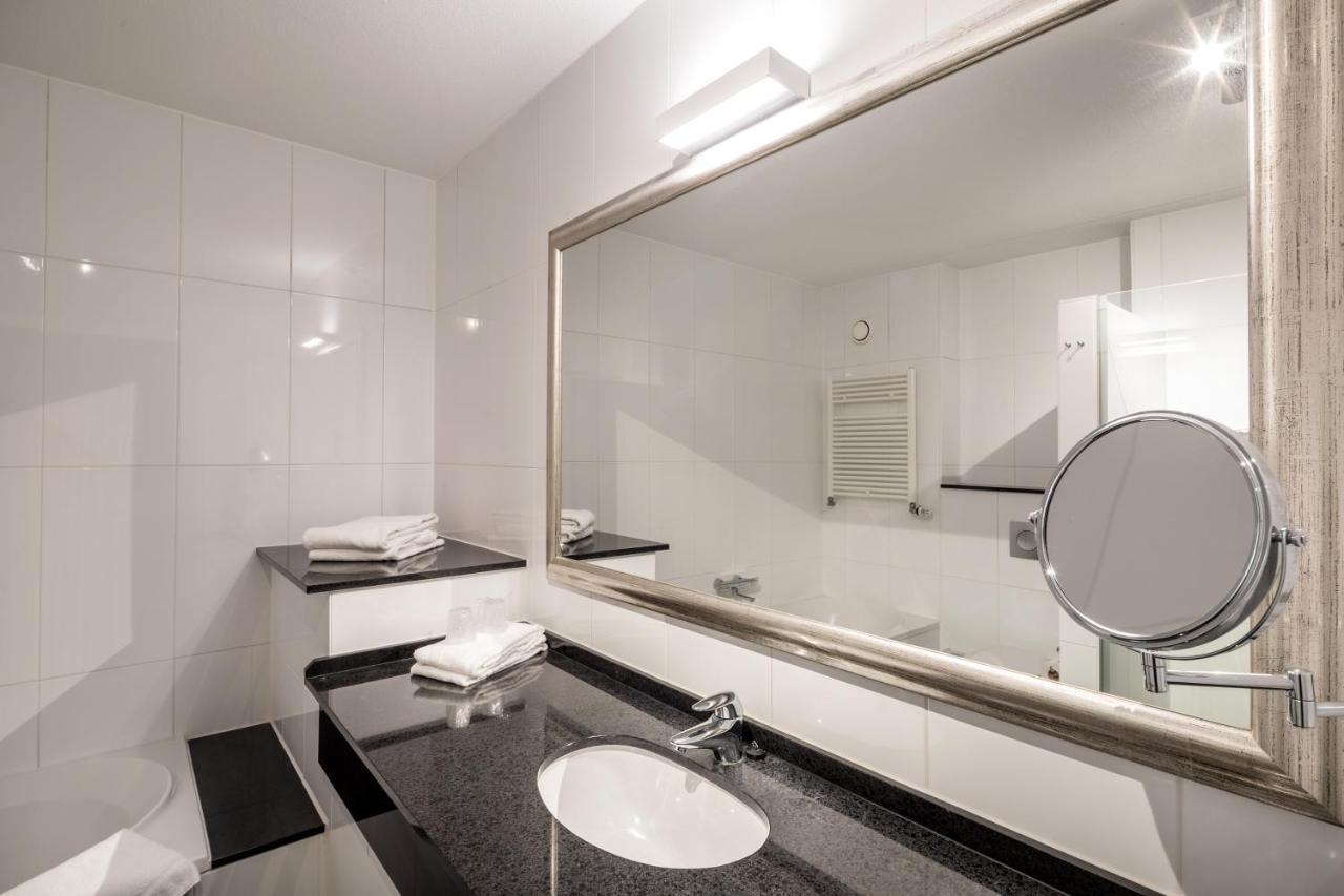 Hotel Van Der Valk Wolvega-Heerenveen Ngoại thất bức ảnh